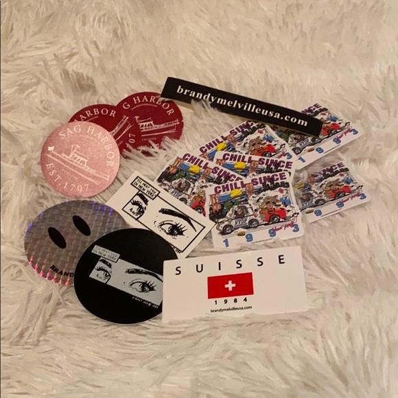 Packaging - Picture 2 of 4